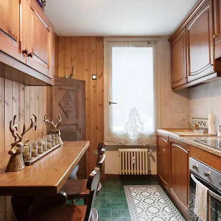 Maison Alessia Apartamento *